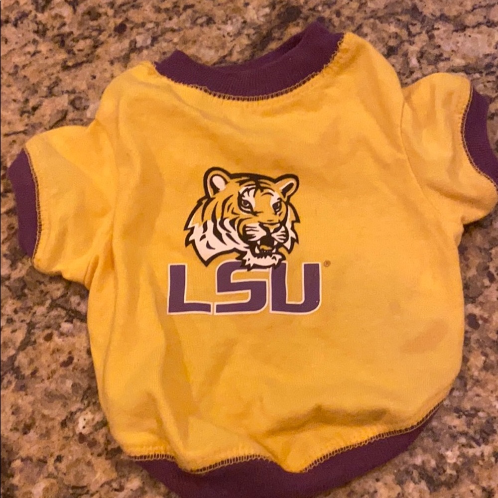 LSU dog shirt XS